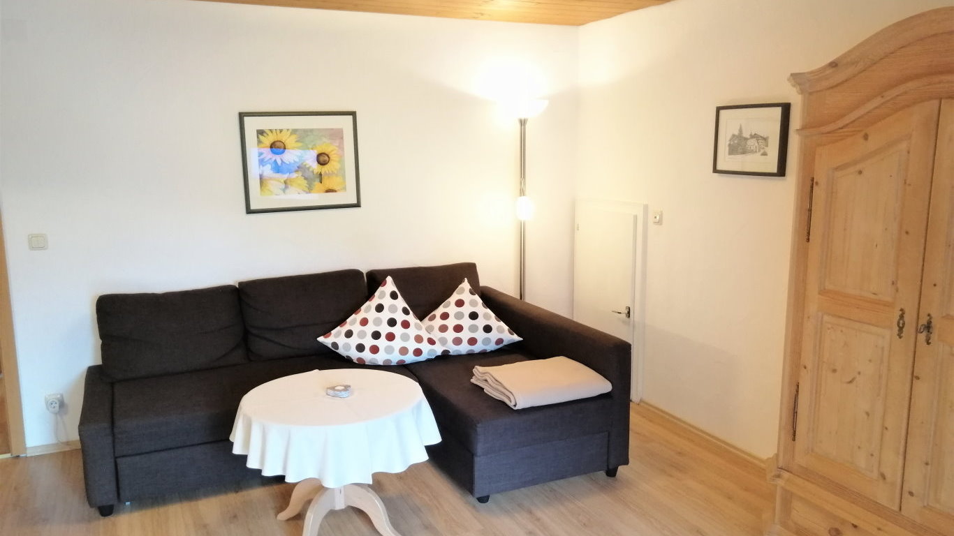 Die Couchgarnitur der Ferienwohnung Mädelegabel