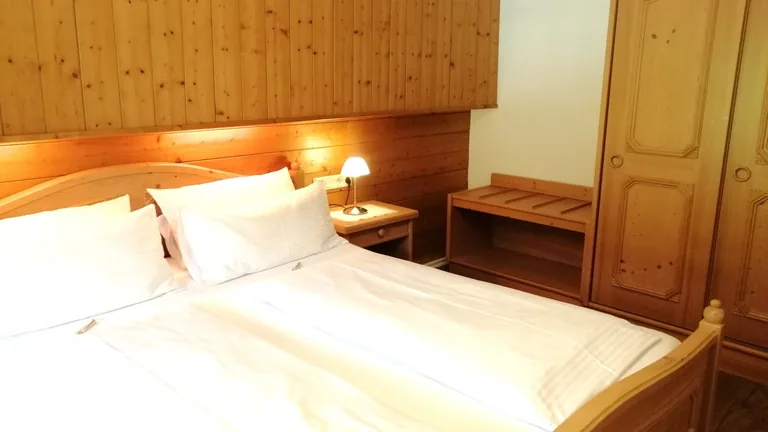Schlafzimmer – Wannenkopf